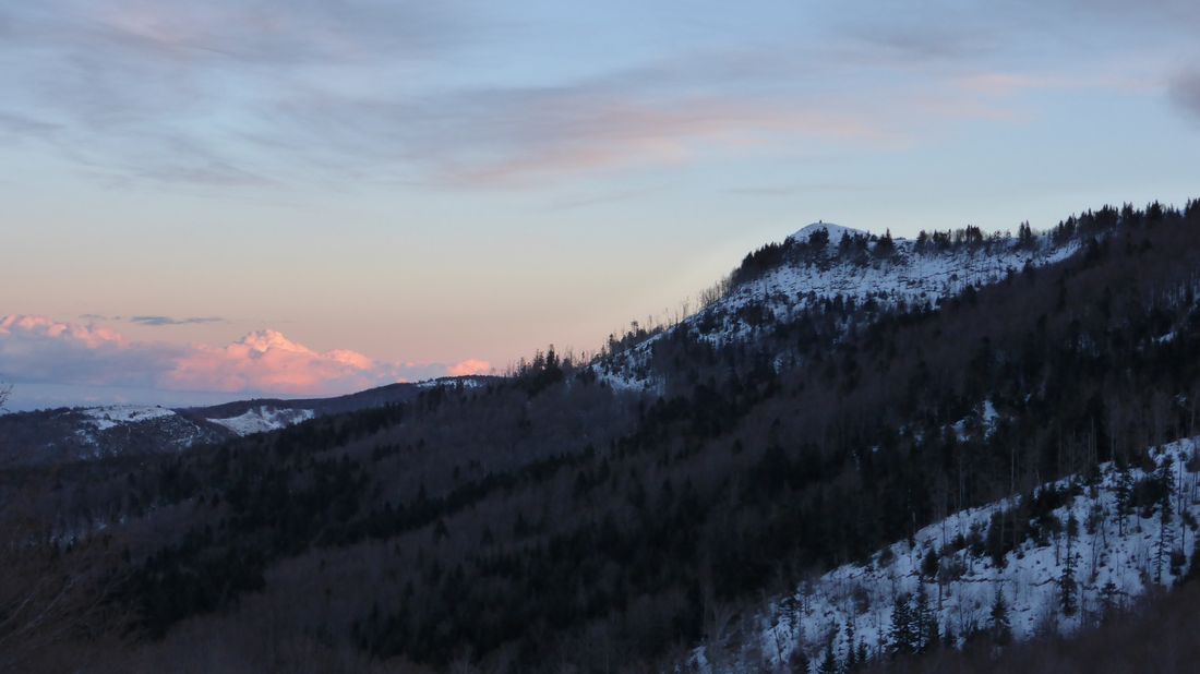 #9 Promontoire du plateau de Cuze : Dominant Les Sapettes Promontoire du plateau de Cuze : Dominant Les Sapettes