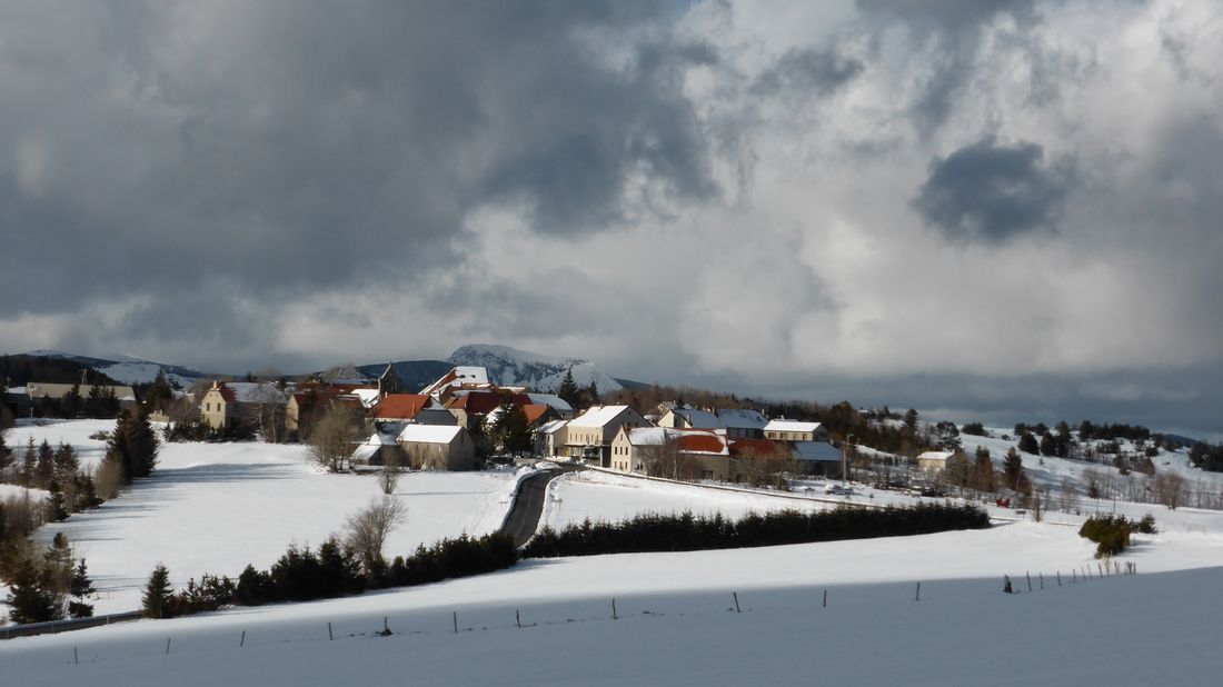 #7 Lachamp-Raphaël : Entre ombre et lumière Lachamp-Raphaël : Entre ombre et lumière