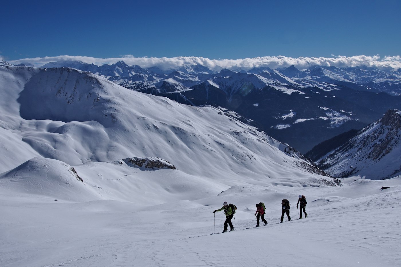 Champs de neige vierge : Les sommets de l'Est Vanoise sont dans les nuages