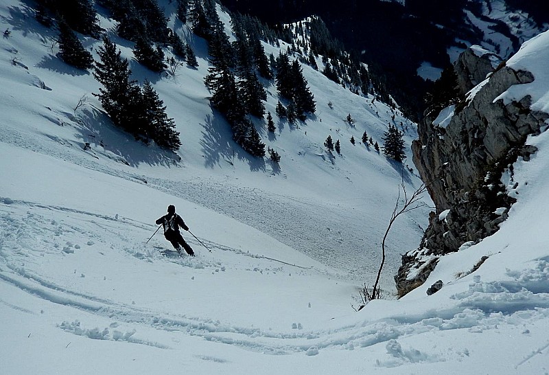 Rochers de la Bade : Sous le sommet, ça déroule gentiment