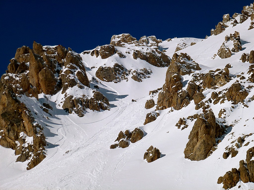 #3 Vu d Vu d'en bas : J'ai bricolé un goulet plus raide rive droite!