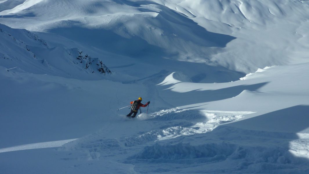 Couloir Nord : grosse poudre pour Yougs mais prudence tout de meme...