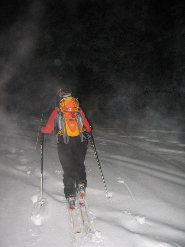 Piste de ski : Montée en totale nocturne, ambiance !