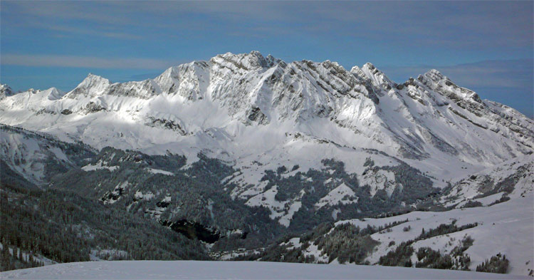 Massif de l'Etale : Le Massif de l'Etale vu depuis le Petit Croise Baulet.