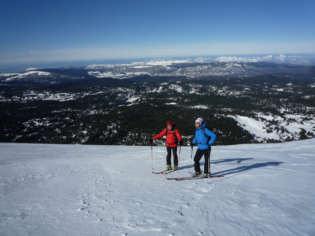 sous le sommet : les hauts plateaux en fond d'écran