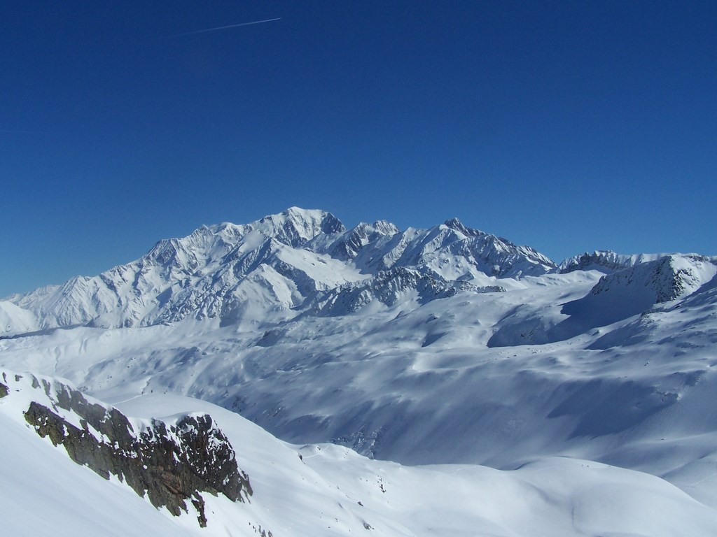 Montagne d'Outray : Le Mont Blanc vu du sommet.