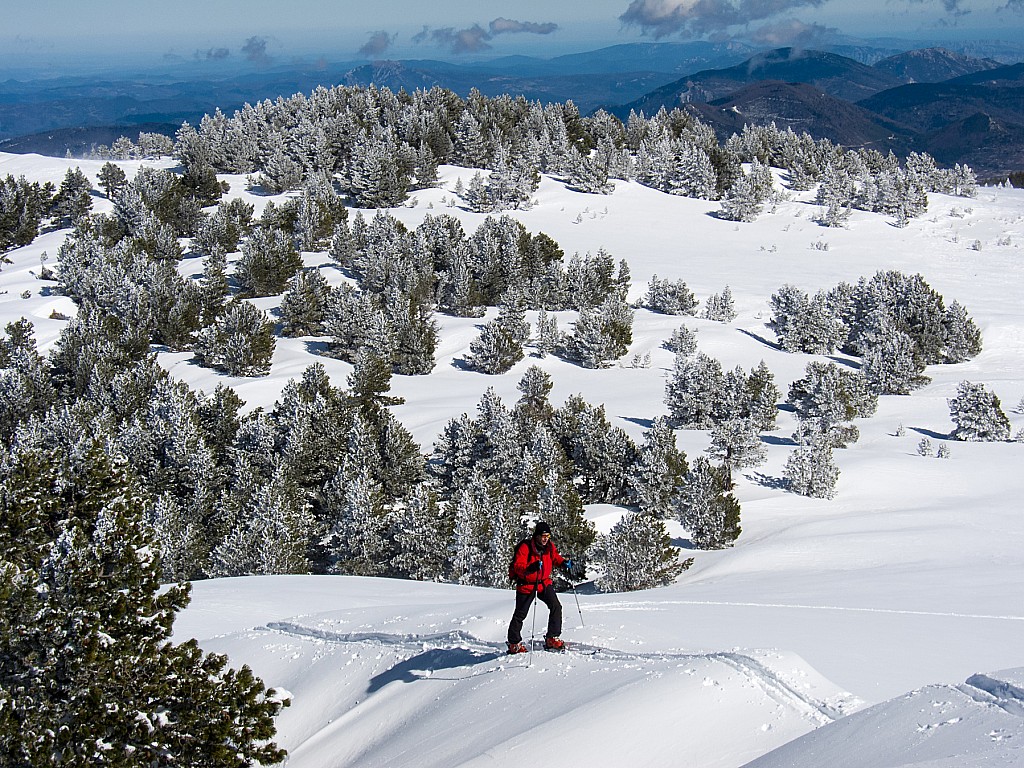 #7 Pic de Monpudou : au fond, la mer Méditerranée Pic de Monpudou : au fond, la mer Méditerranée