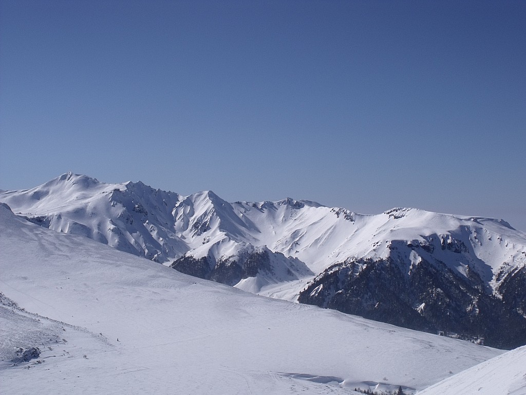 sancy,val de courre et d'enfer : vue depuis le sommet du puy de l'angle sur le sancy, le val d'enfer et le val de courre.