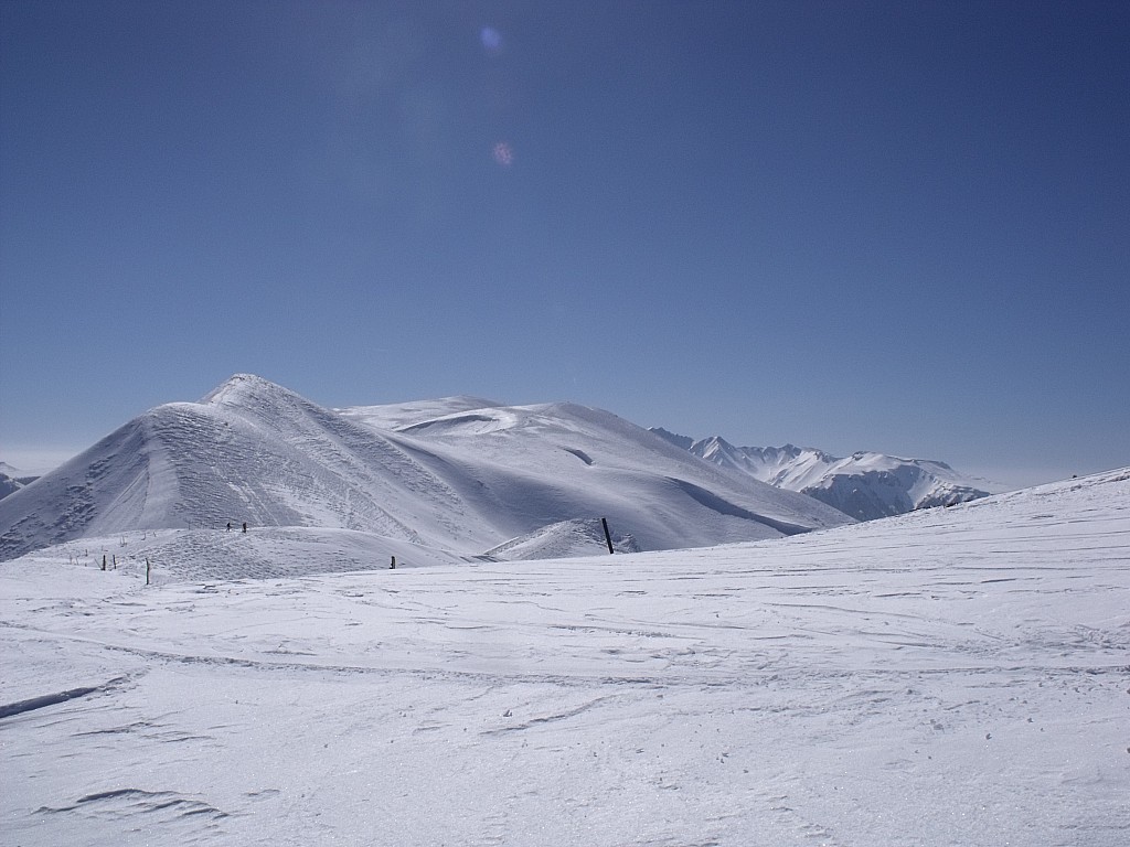 puy de monne,barbier,l'angle : vue depuis le puy de la tache sur le puy de monne, le puy barbier, et le puy de l'angle.