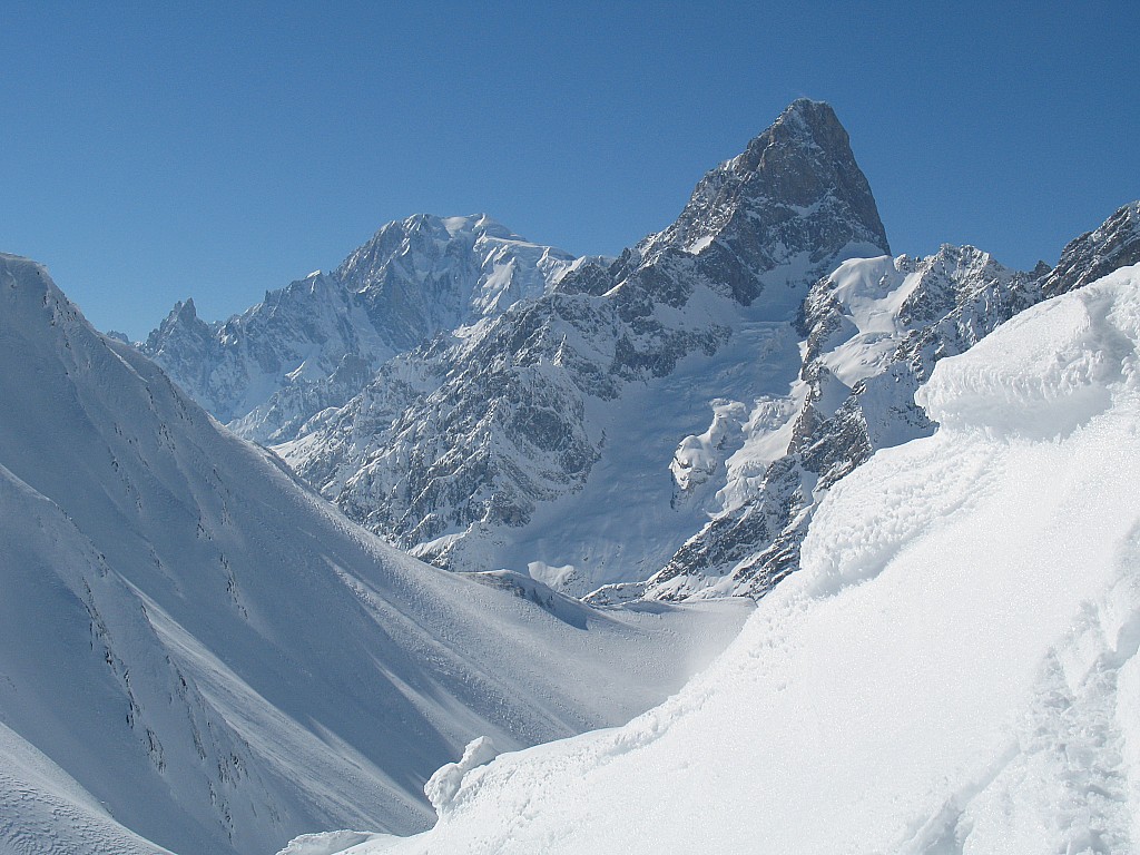 Aig des Angroniettes : Mont-Blanc et Pte Walker