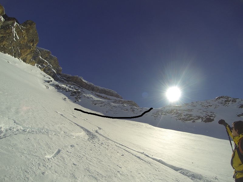 itinéraire de descente : Bonne poudre dans le couloir à l'ombre