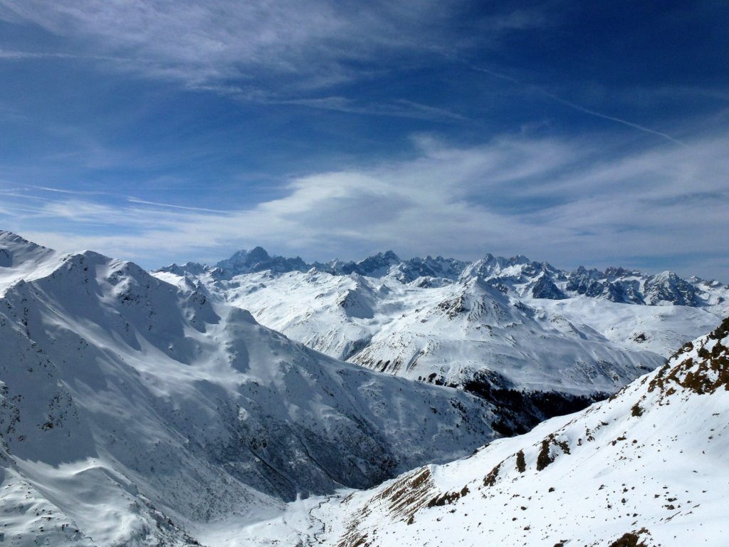 Massif du Mont Blanc : Le massif du Mt Blanc en face