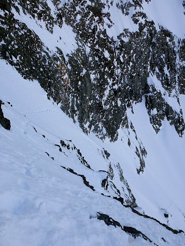 #3 Dans la rampe du couloir Nord : Bonne neige, belle pente, expo! Dans la rampe du couloir Nord : Bonne neige, belle pente, expo!