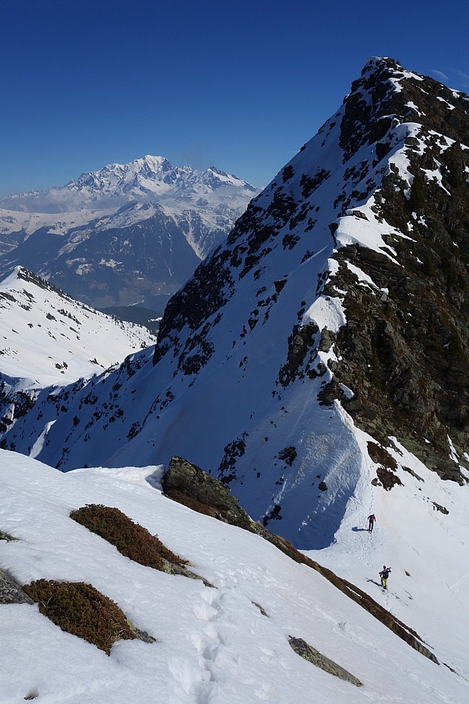 Pente finale : Descente en direction du collet.