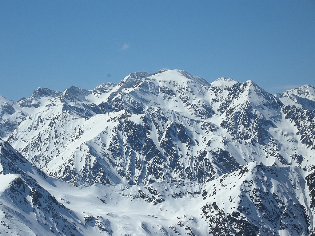 Pic du Montcalm : Vue depuis le sommet de l apique d'Endron