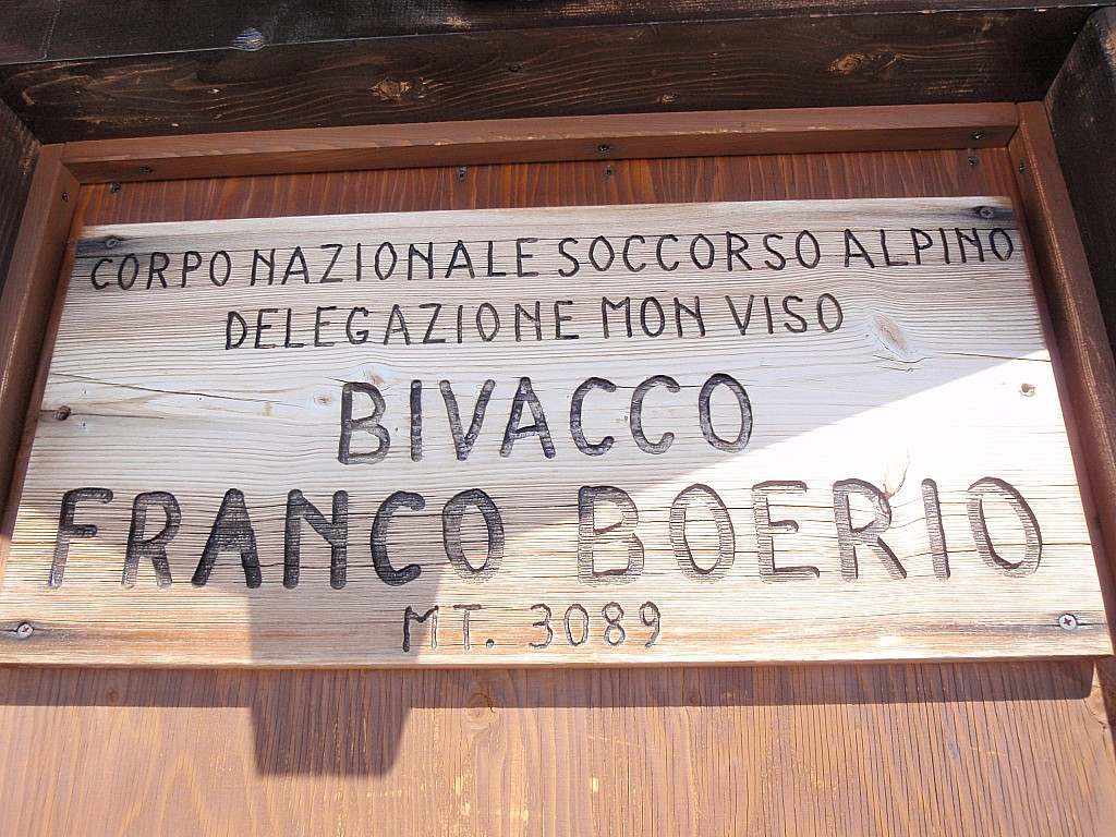 Bivouac Boerio : refuge construit par la famille et amis de Franco Boerio