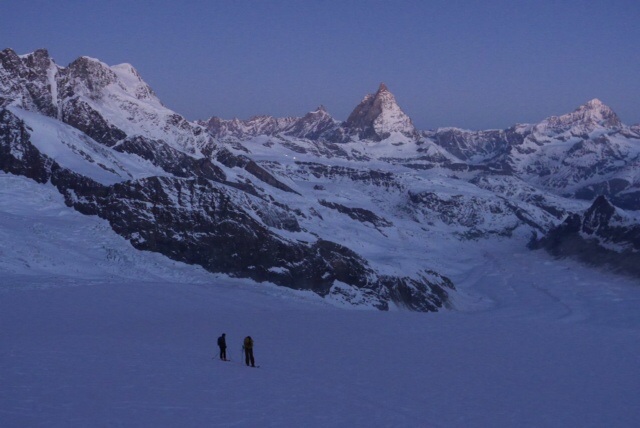 Premières lueurs : ....