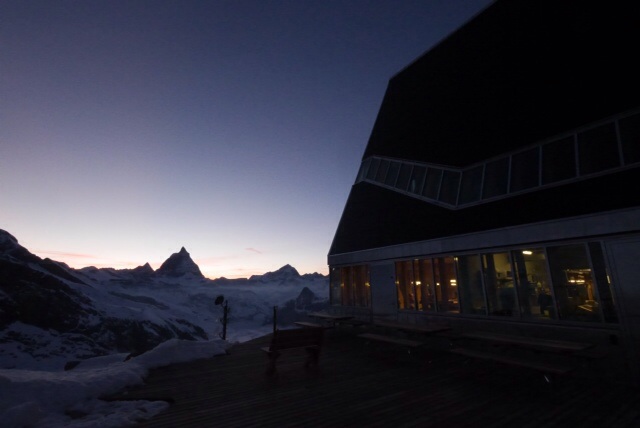 Dernières lueurs : Le réveil sera pour 3h