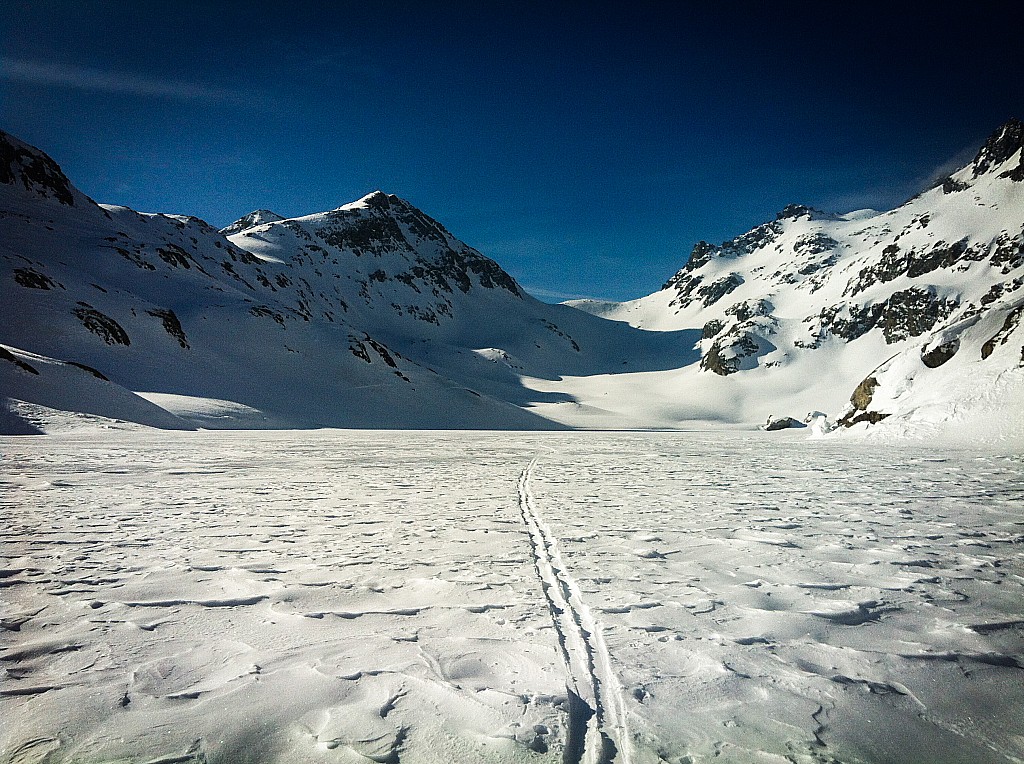 Le lac du Basto : sur la banquise