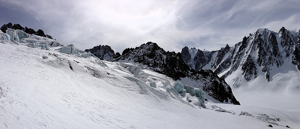 Glacier des Améthystes : Montée en rive droite