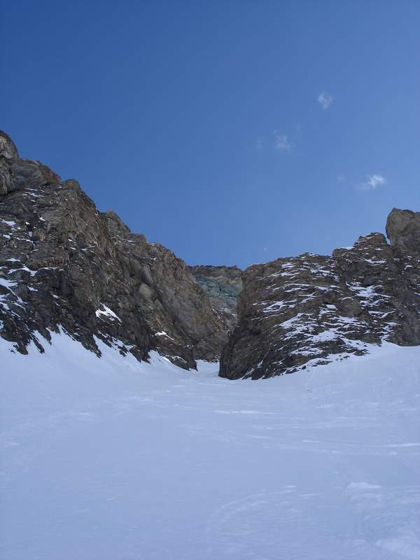 Le bas du couloir : La sortie du couloir un peu étroite...