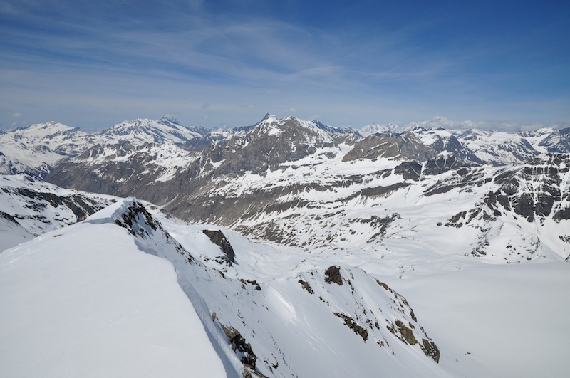 Grande Aiguille Rousse : Au fond le Mont Blanc, la tête dans les nuages...
