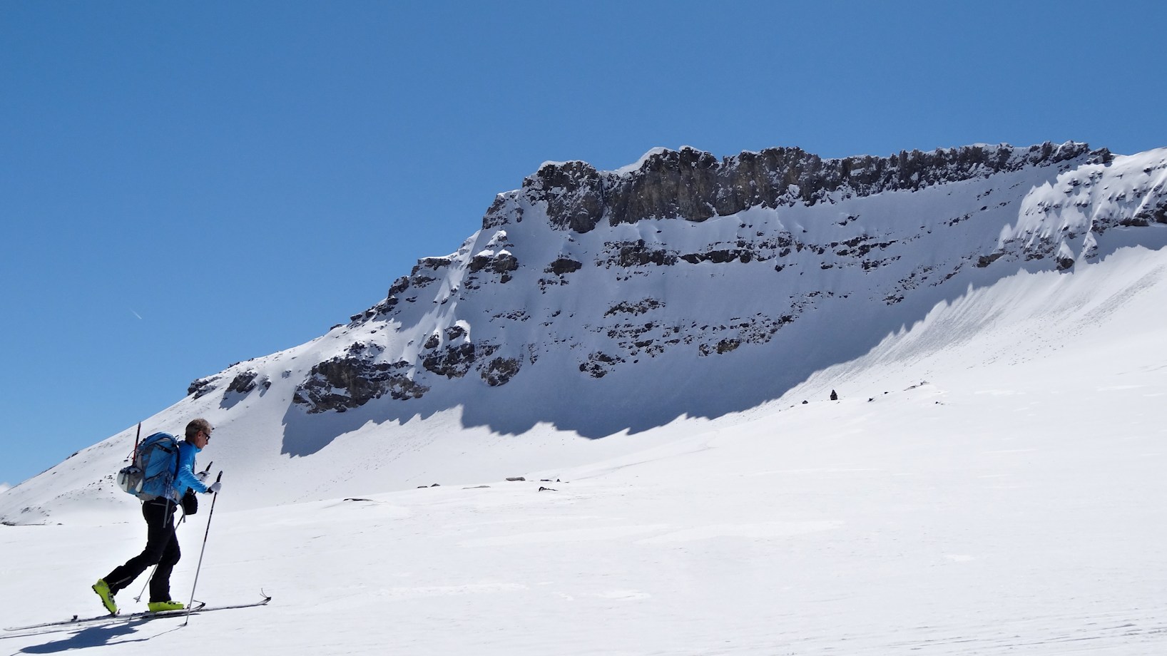 #14 Sous la Rechasse versant Nord : Sommet que nous ne visiterons pas aujourd Sous la Rechasse versant Nord : Sommet que nous ne visiterons pas aujourd'hui.