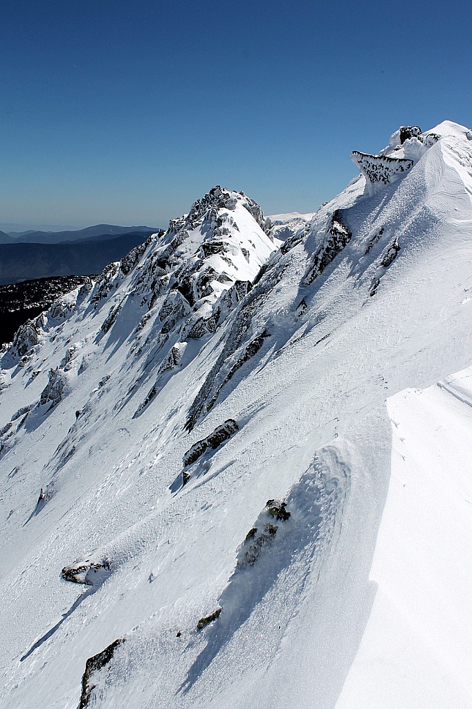 Cime du Roc Blanc : C'est là que le premier virage se déclenche.