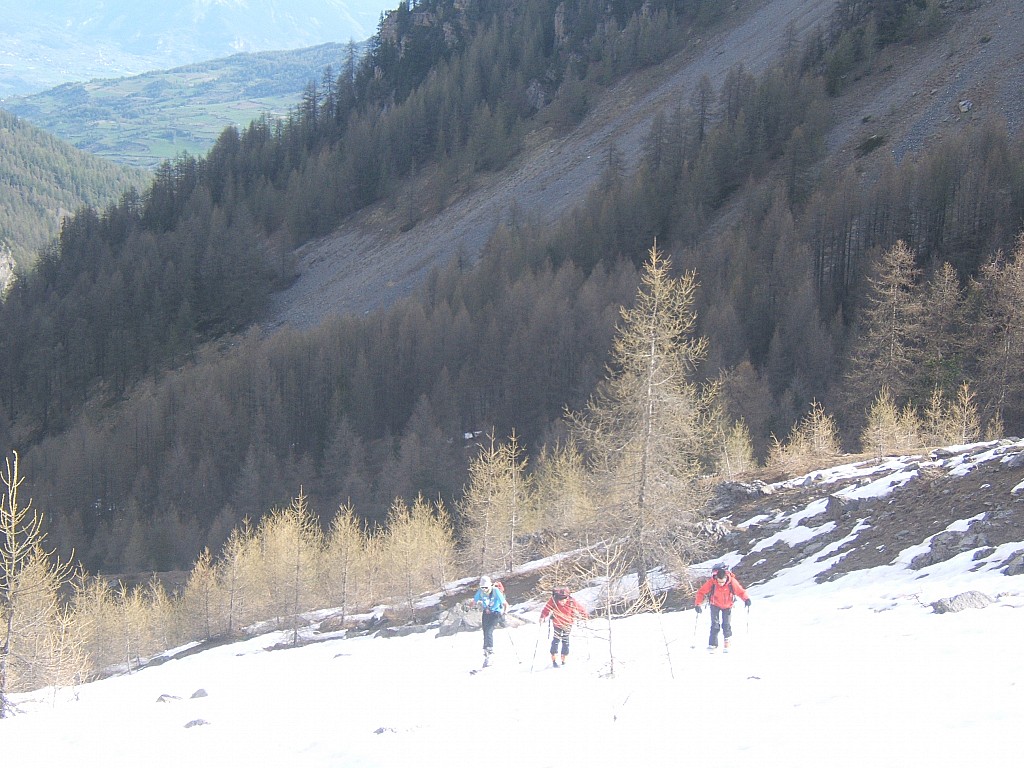 col de l'Ane : début de la montée skis aux pieds regel correcte