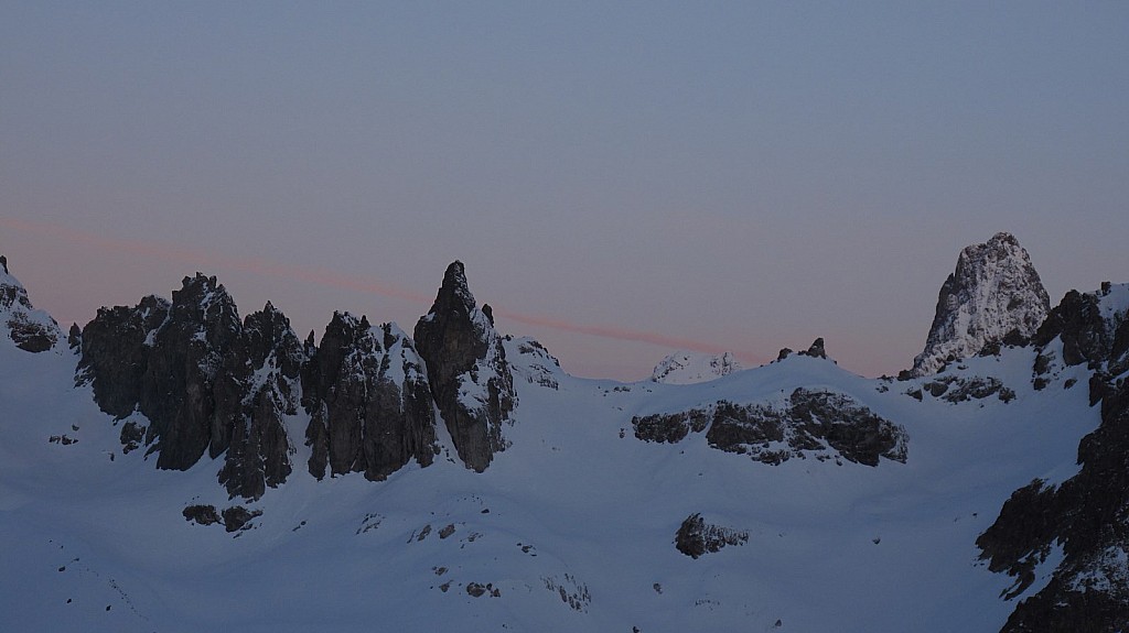 Glacier Long : Tours de Boverjat et pointe du vallon des étages si je ne m'abuse?