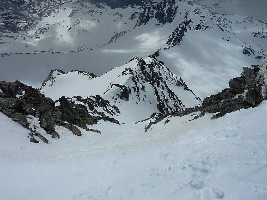 Couloir SW Gebroulaz : Vu d'en haut du couloir...c'est raide quand même ;)