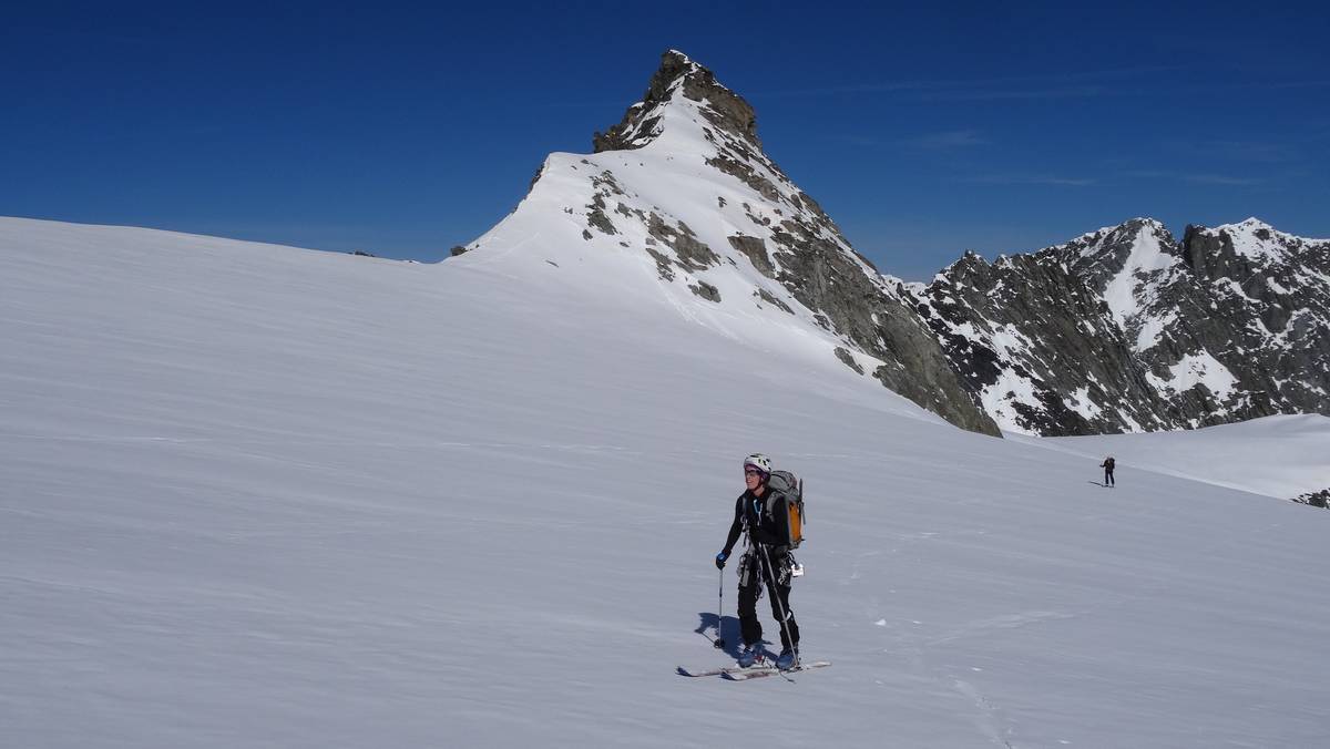 Glacier de Gébroulaz : Maud sous l'Aiguille de Polset
