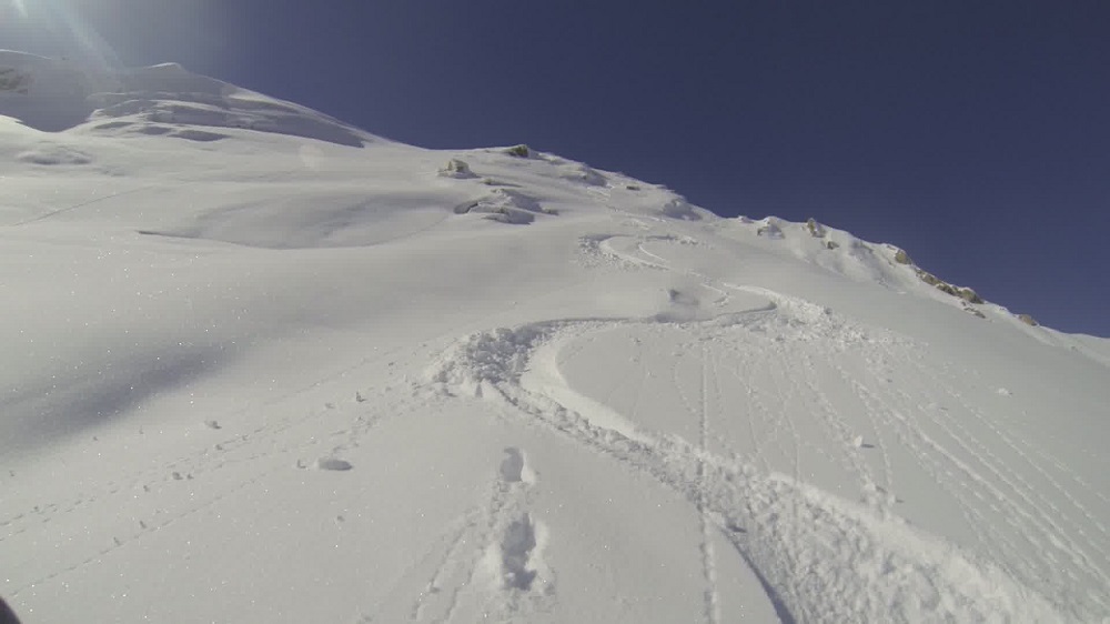 #1 Bonne descente sous le rocher Bonne descente sous le rocher