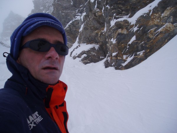 Concentration oblige : C'est beau et raide; MOI par MOI dans le couloir (grâce à la fonction autoportrait de mon appareil numérique...) just joke !