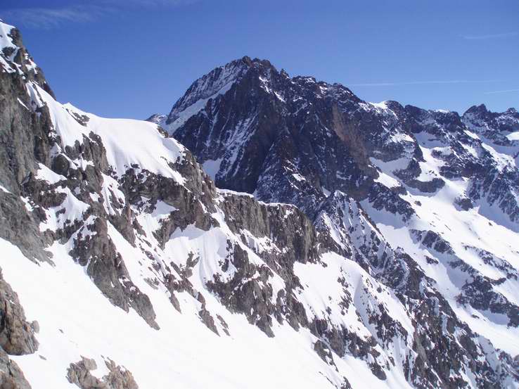 Roche de la Muzelle : Le terminus est bien plus haut que le col de la Muzelle ...