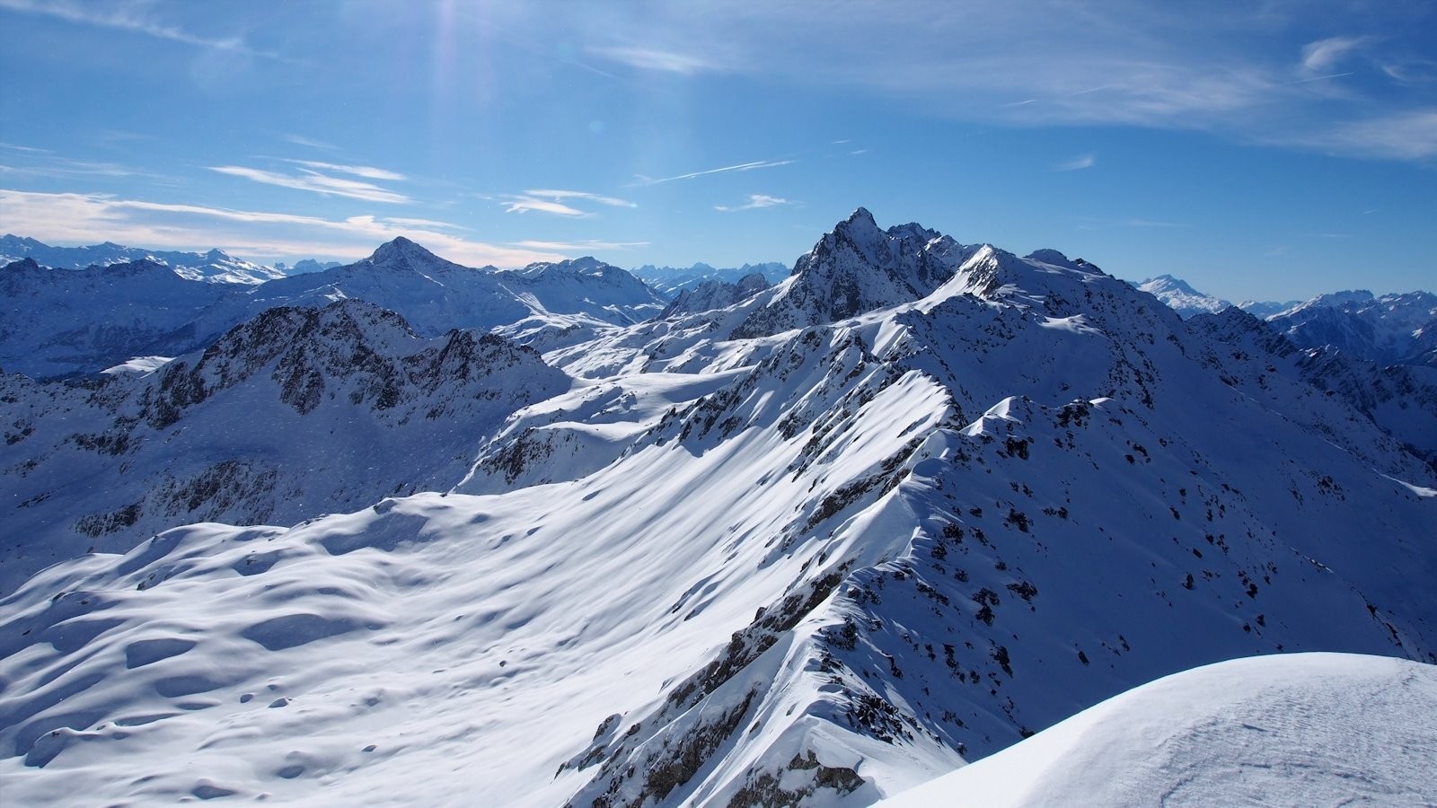 Du sommet, vue vers le sud.