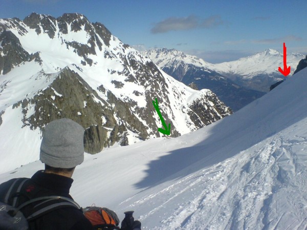 dernier col : entre Pte des Chamois et Pte de la Pierre
en vert: là où il faut passer
en rouge: là où je suis passer avant de tomber sur la plaque de glace