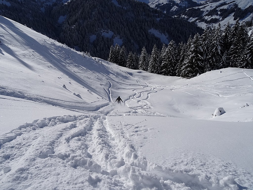 Descente du Petit Croiset Baulet, au dessus du Char. 