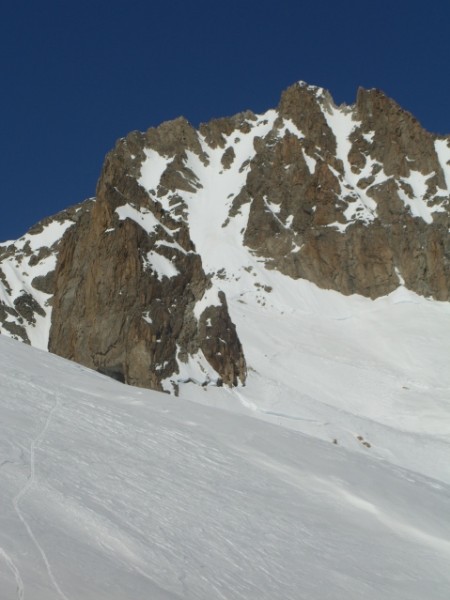 Couloir est de la cime du Mont : couloir couloir nous reviendrons pour toi