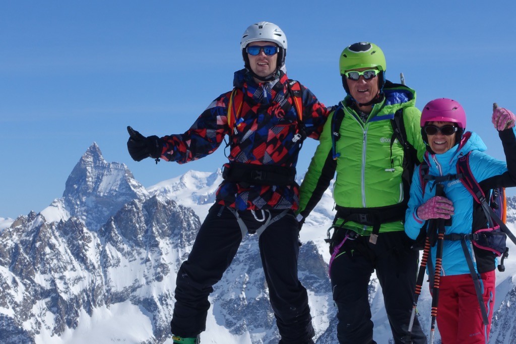 Tellement heureux d être ici ! 