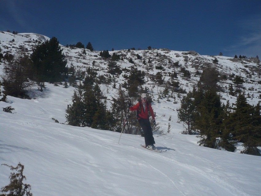Juste au-dessus de la voiture, pas top à cause du manque de neige.