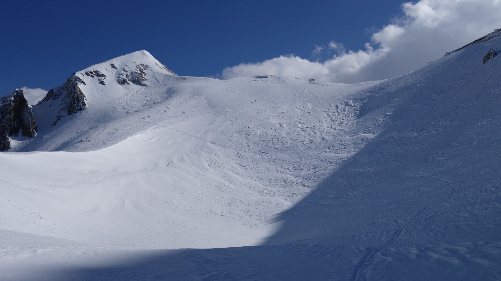 Valérie et Jean-Pierre arrivent au Col de Frémamorte