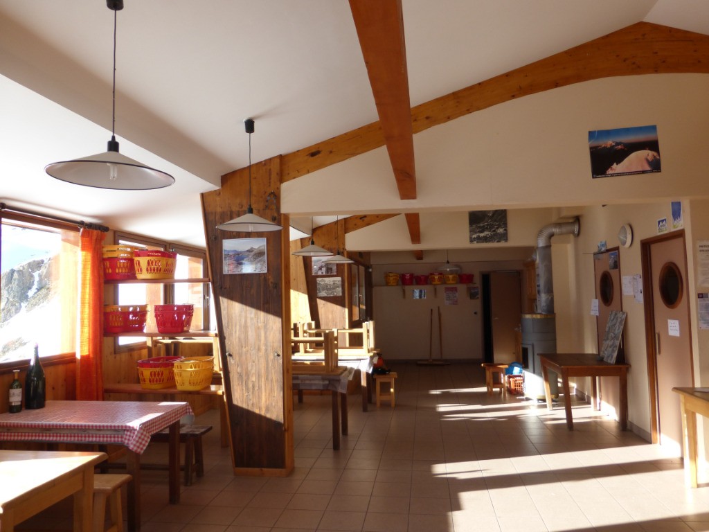 #3 Pièce principale Pièce principale