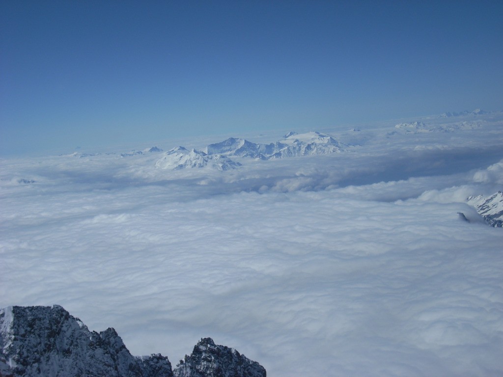 La Grande Casse et Chasseforêt au dessus de la mer de nuages depuis le sommet