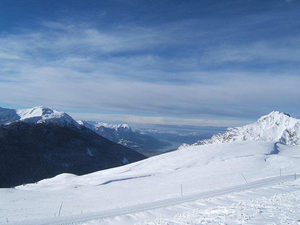 vue sur la vallée (lac de Serre Ponçon)