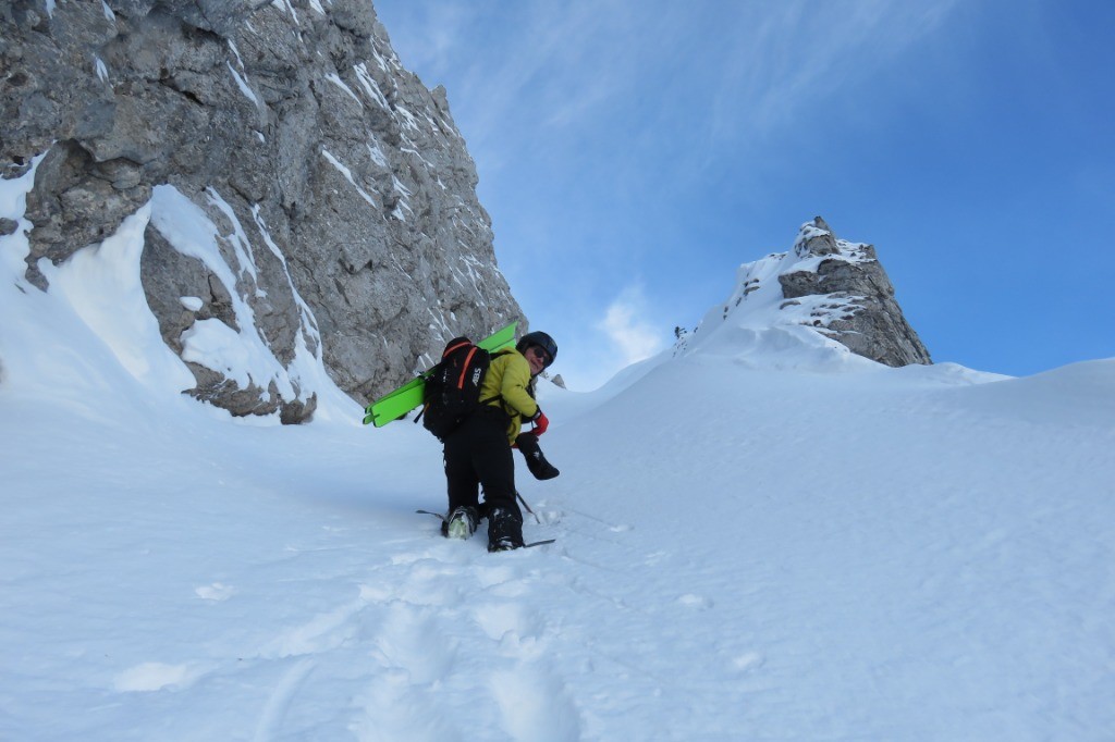 #10 Chech me fait un bel escalier..normal avec une rampe Chech me fait un bel escalier..normal avec une rampe