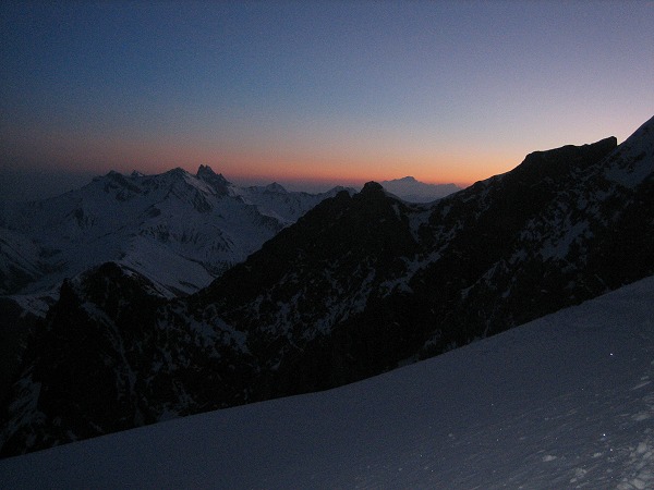 Lever de soleil : lever de soleil sur le Grand Combin