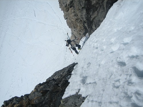 Raccourci : ED dans le couloir sous le refuge du Pavé