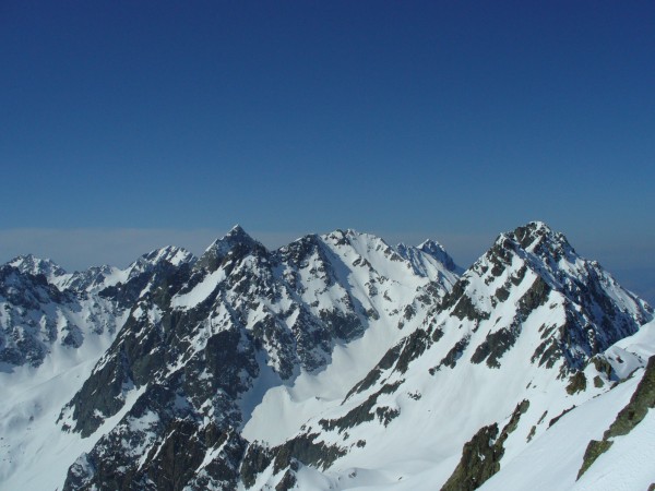 Comberousse/Gd Moretan : Tout le monde voit bien le soleil, même le Charmet de l'Aiguille.