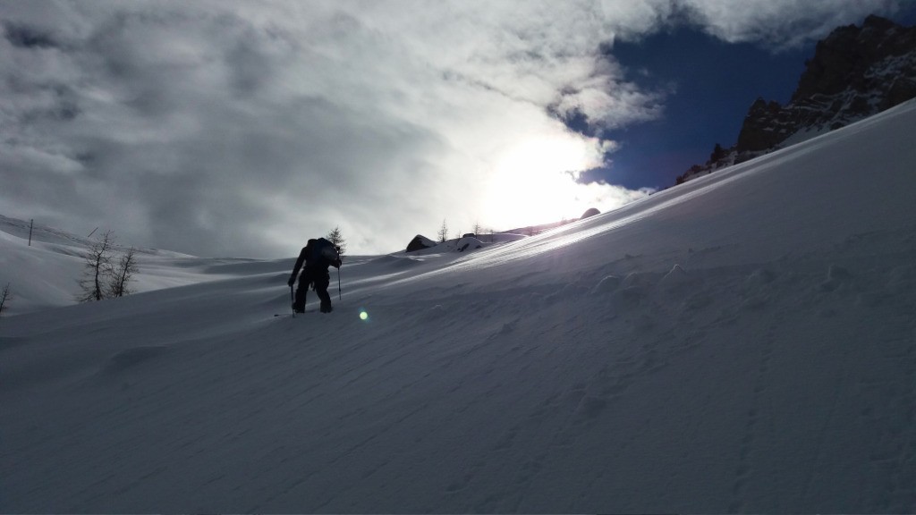 #2 Sous les Crêtes de la Lauze Sous les Crêtes de la Lauze